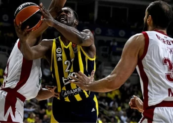 Fenerbahçe Beko, EuroLeague’e galibiyetle başladı