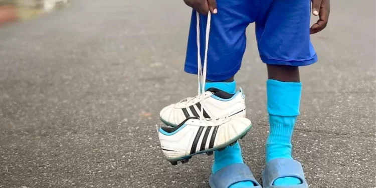 Gabon’un çocuk futbolcuları nasıl istismar edildi?