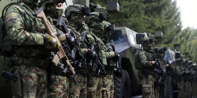 Sırbistan, Kosova sınırındaki asker sayısını düşürdü